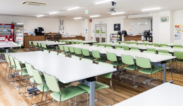 京セラＳＯＣの社員食堂